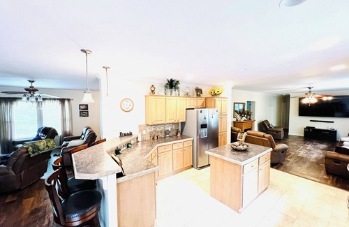 Logan House | Secluded Hocking Hills Farm Cabin w/Hot Tub & Trails – Near Old Man’s Cave