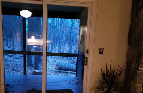 Farwell House | Secluded house in the woods