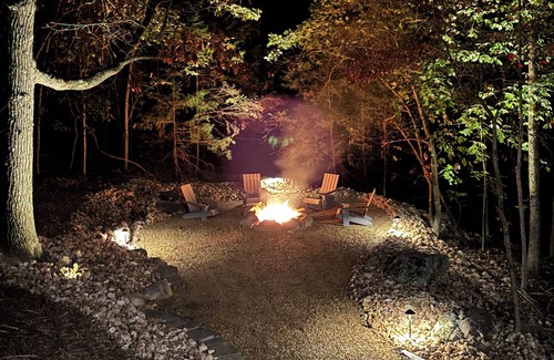 Sylvan Shores House | Secluded Lakefront! 4BR, Paradise Pad @ Beaver Lake, Sleeps 14