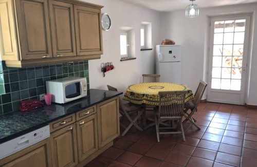 Figanieres Villa | Secluded Large Villa With Large Fabulous Pool And Grounds, sleeps 11