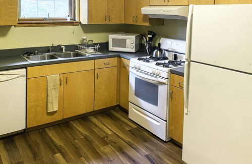 Amity Cabin | Secluded Lodge: DeGray Lake