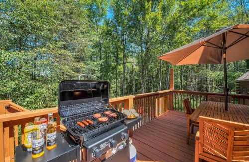 Newfoundland House | Secluded Log Cabin with Hot Tub Fire Pit Game Room