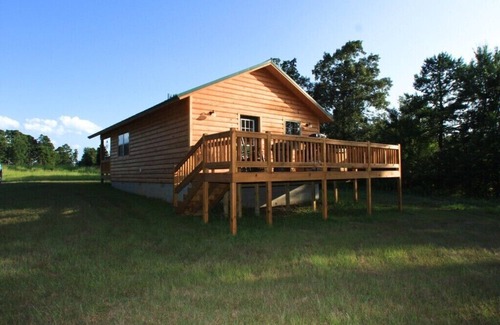 Hatfield Cabin | Secluded luxury cabin on 450 acres with hot tub, 4wheeler trails