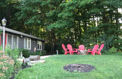 Fennville House | Secluded Mid Century Modern Hutchins Lake Property on 12 acres