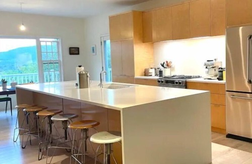 Canaan House | Secluded Mountain and Lake View in Canaan, NY