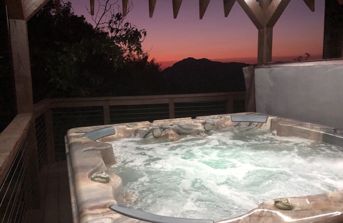 Wears Valley Cabin | Secluded Mountain Oasis-Private Pool-Kids Fantasy Kids Theme Rooms