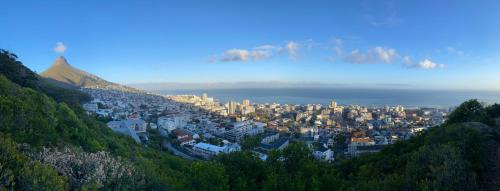 Sea Point Apartment | Secluded Mountainside Oasis - Sea Views & Private Pool