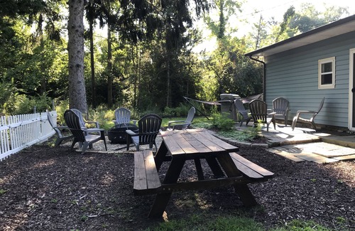 Harbert Cottage | Secluded Newly Renovated Cottage