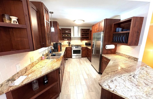 Big Creek House | Secluded Norris Lake Retreat, Easy Access, Private Dock, Covered Slip, Sleeps 16
