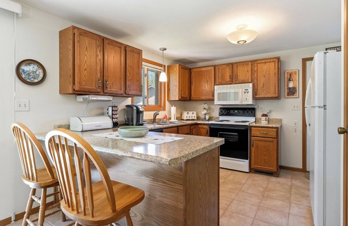 Ellison Bay House | Secluded Northern Door home w/Trails, Fire Pit, near The Clearing Folk School