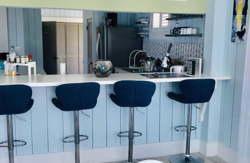 Rainbow Bay Cottage | Secluded Ocean View Hideaway