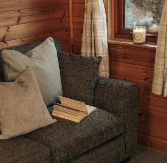 Wigton Apartment | Secluded Pine Lodge 2