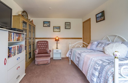 Durango House | Secluded, Private Gem with great Mountain View’s, step back into a quieter time.