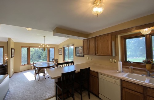 Coon Valley House | Secluded, Romantic, Family Friendly and Cozy, Last House in the Valley.