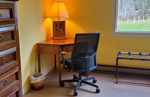 Port Angeles Apartment | Secluded Rural Retreat in the Olympic Foothills Near Olympic National Park