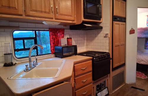 Gordon House | Secluded RV on mountain bluff overlooking lake with large deck. Hiking &biking