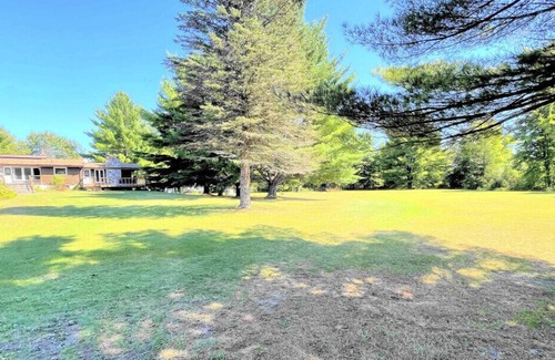 Crowes Landing House | Secluded Stoney Lake Retreat: Your Private Paradise