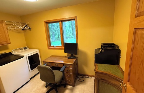 Nisswa House | Secluded Towering Pines in the Heart of Nisswa 4 bedroom