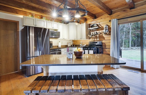 Lake Ariel House | Secluded & Tranquil Retreat for 14 in the Poconos – Firepit/Games/Stargazing+