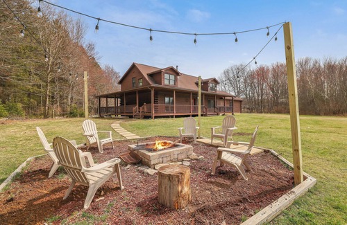 Lake Ariel House | Secluded & Tranquil Retreat for 14 in the Poconos – Firepit/Games/Stargazing+