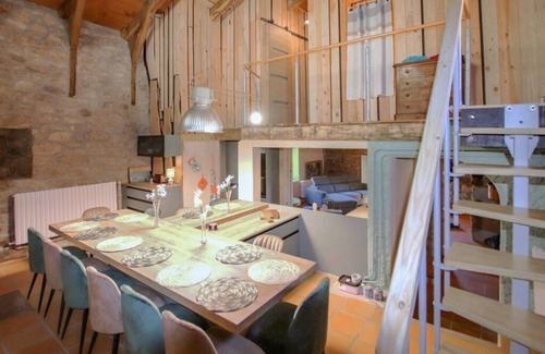 Saint-Pierreville House | Secluded vacation estate in the heart of the Ardèche, total peace and quiet and absolute nature.