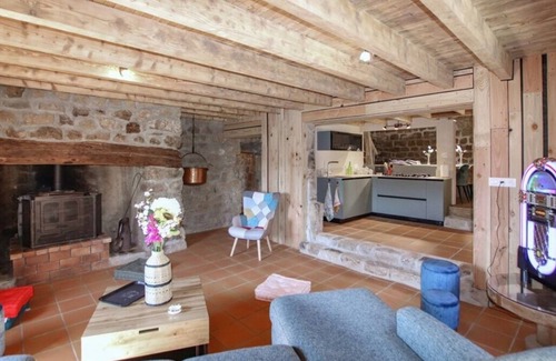 Saint-Pierreville House | Secluded vacation estate in the heart of the Ardèche, total peace and quiet and absolute nature.