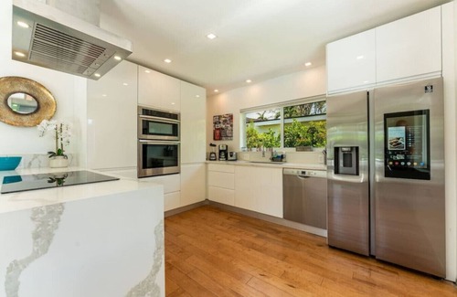 North Bay Village House | Secluded Villa | 3 bedrooms | Heated Pool