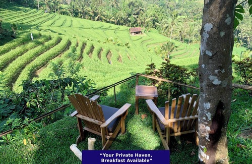 Selemadeg Cabin | Secluded Wooden Cabin Overlooking Rice Terraces