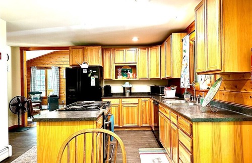 Bristol Cabin | Secluded Woodland Cabin Near Newfound Lake & Ski Resorts Sleeps 6