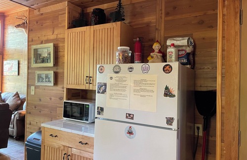 Marshall Cabin | Secluded yet within minutes of all your favorite outdoor activities!