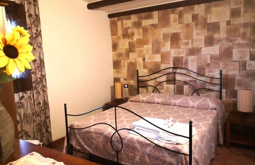 Ustica Apartment | Second floor apartment with wonderful sea view terrace