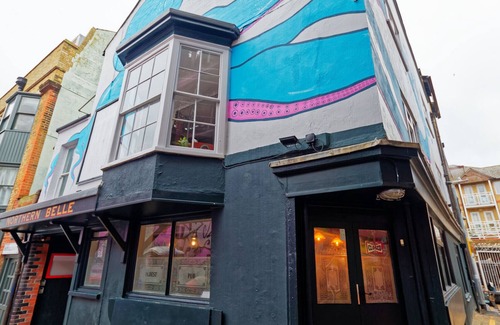 Margate Old Town Apartment | Second Nest Margate Northern Belle