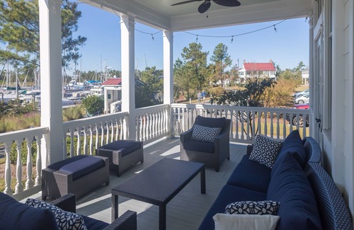 Oriental House | Second Wind is a Pet Friendly "Home away from Home Retreat"