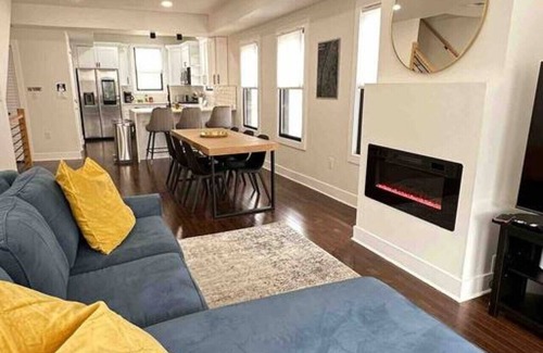 Communipaw Apartment | Secret Escape - 20 min from NYC N 2