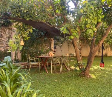 Calice Ligure House | SECRET GARDEN-bike-friendly home-MANDARANCIO