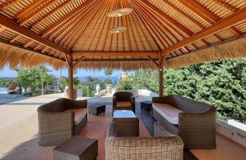 Bandol Villa | Secret garden