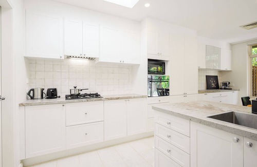 North Sydney House | Secret Garden/North Sydney/Walk to Metro & Train/7pl