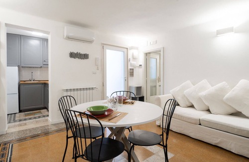 Municipio 1 Apartment | Secret House by Wonderful Italy
