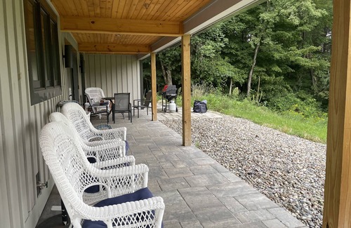 Williamstown Apartment | Secret, one-bedroom hideaway overlooking picturesque field in Williamstown