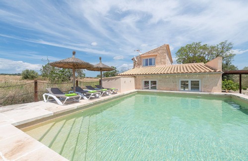 Montuiri Villa | SECRETARI - Rustic finca with private pool and free Wifi