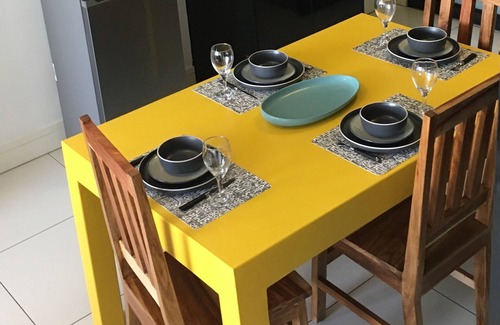 Windhoek Central Apartment | Secure, Modern & Comfy, Lux Suite @77 Independence