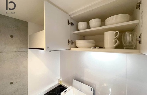 Hiroshima City Centre Apartment | Secure Studio, Walkable to Peace Park & Downtown