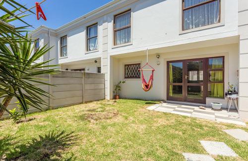 Parklands Apartment | Secured 3-Bedroom Townhouse