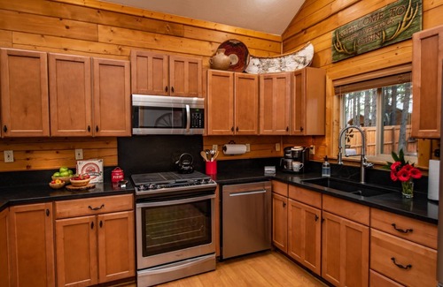 Pagosa Springs House | See Fall's Changing Colors! River Rock Cabin: Hot Tub, Arcade Room, Fire Pit, 3 Min to Uptown Pagosa
