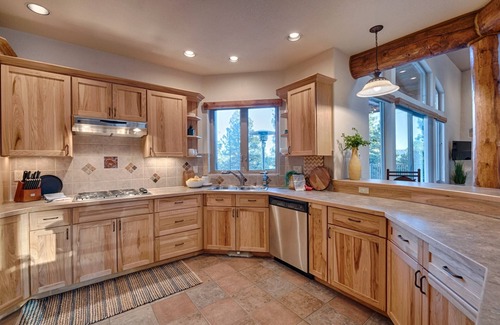 Pagosa Springs House | See Fall's Changing Colors! Villa Del Sol: Luxury Mountain Views, Hot Tub, Firepit, Near Downtown!