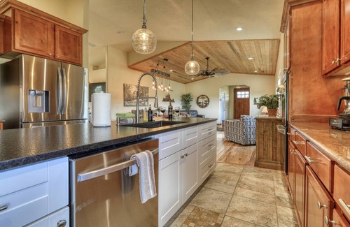 Pagosa Springs House | See Fall's Changing Colors! Bella Vista: Golf Course & Mountain Views, Modern Design, 5 Min to Shops