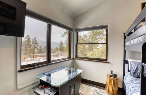 Pagosa Springs House | See Fall's Changing Colors! Our Favorite Place: Luxury Mountain Home with Hot Tub, Stunning Views!