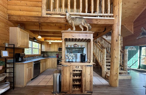 Pagosa Meadows IV House | See Fall's Changing Colors! Cabin on the Rocks: Hot Tub, Stunning Views, 4.5 miles to Pagosa Springs