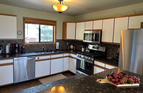 Pagosa Springs House | See Fall's Changing Colors! Pine Vista: Hot Springs Passes! Secluded Cabin w/Gorgeous Views!