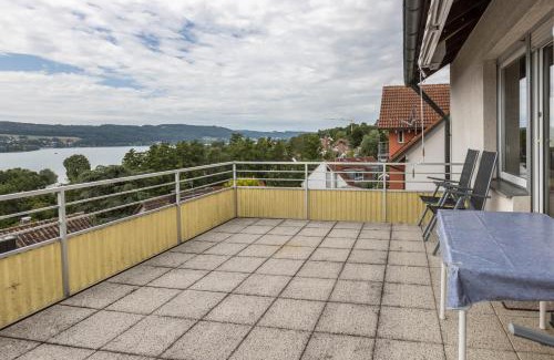 Gaienhofen Apartment | See- Panorama